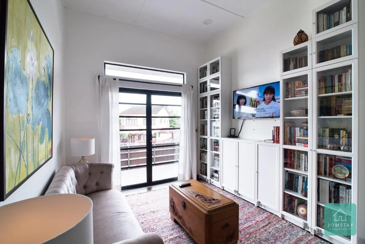 איפוה Jomstay Mayhaven Villa
